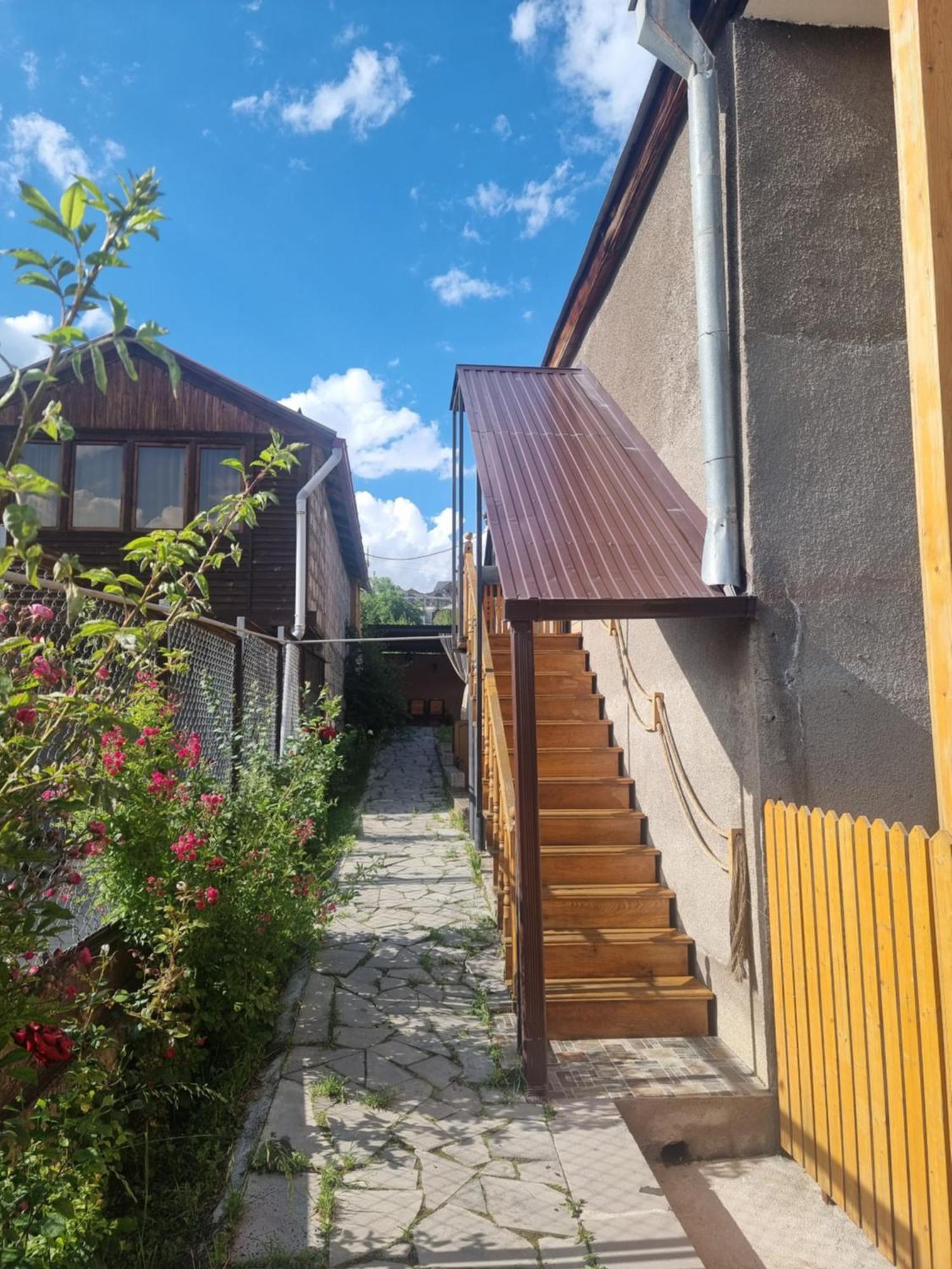 New Horizons , Apartment With 5 Bedrooms, Whole Apartment, Апартмент Целиком Dilidżan Zewnętrze zdjęcie